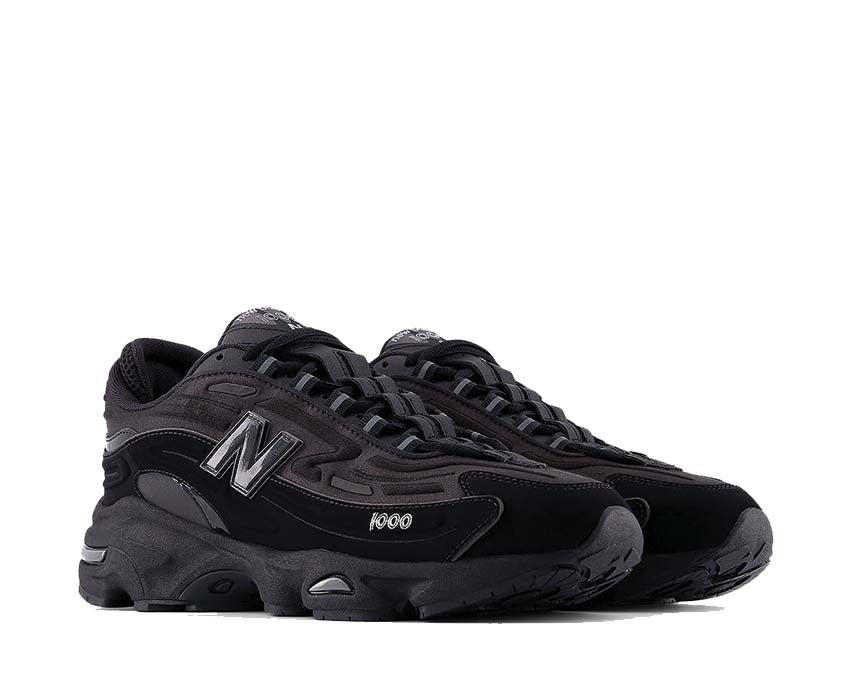 New Balance 1000D Black Cat vue latérale — silhouette monochrome