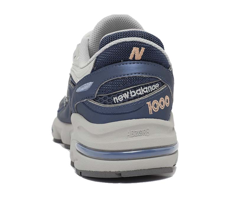 New Balance 1000 Vintage Indigo dettaglio — inserti in scamosciato e ricamo N vintage