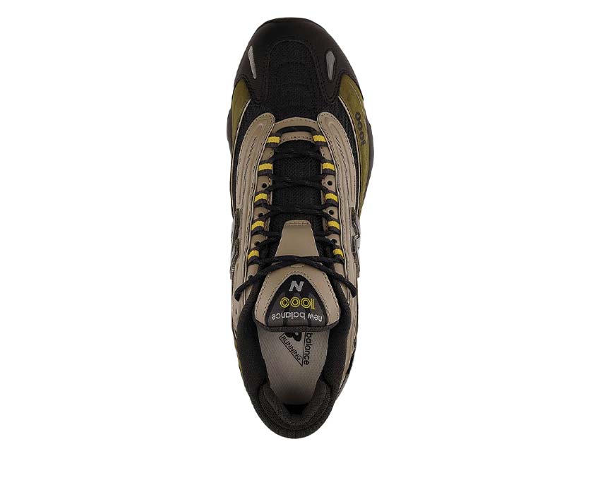 New Balance 1000 Woodland suela — suela trail con tacos verde kaki