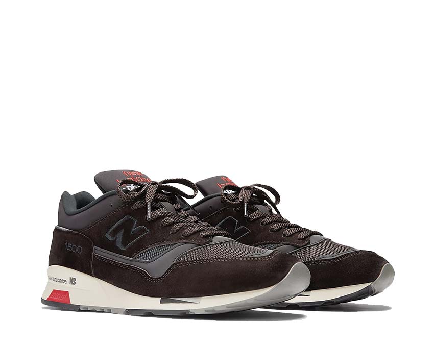 New Balance 1500 Made in UK Black Coffee vue latérale — tige cuir nubuck et daim structuré