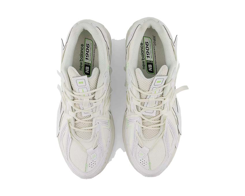 New Balance 1906A White détail — accent Mint Flash sur empiècement latéral