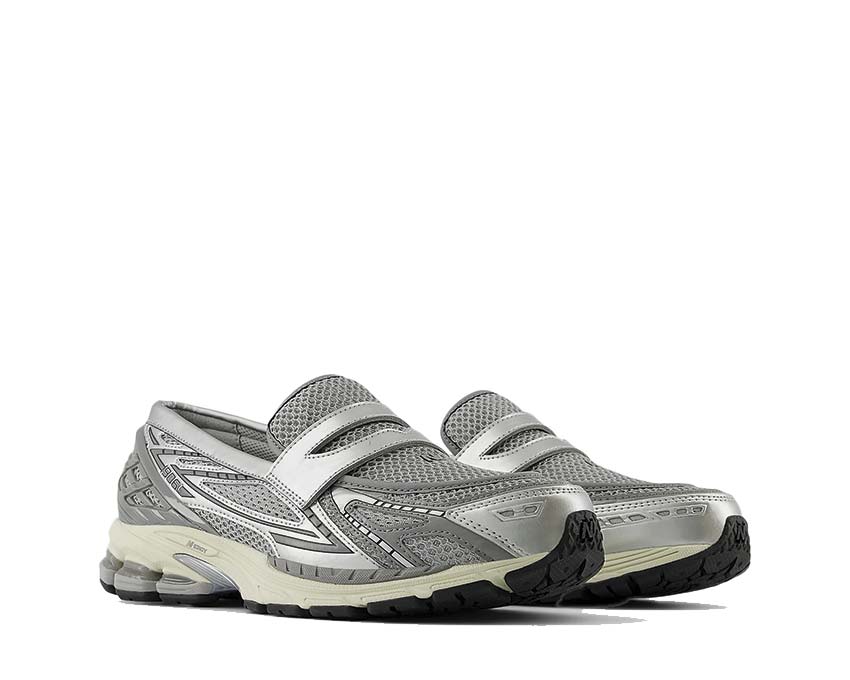 New Balance 1906L Loafer Silver vue latérale — loafer sans lacets semelle plateforme argentée