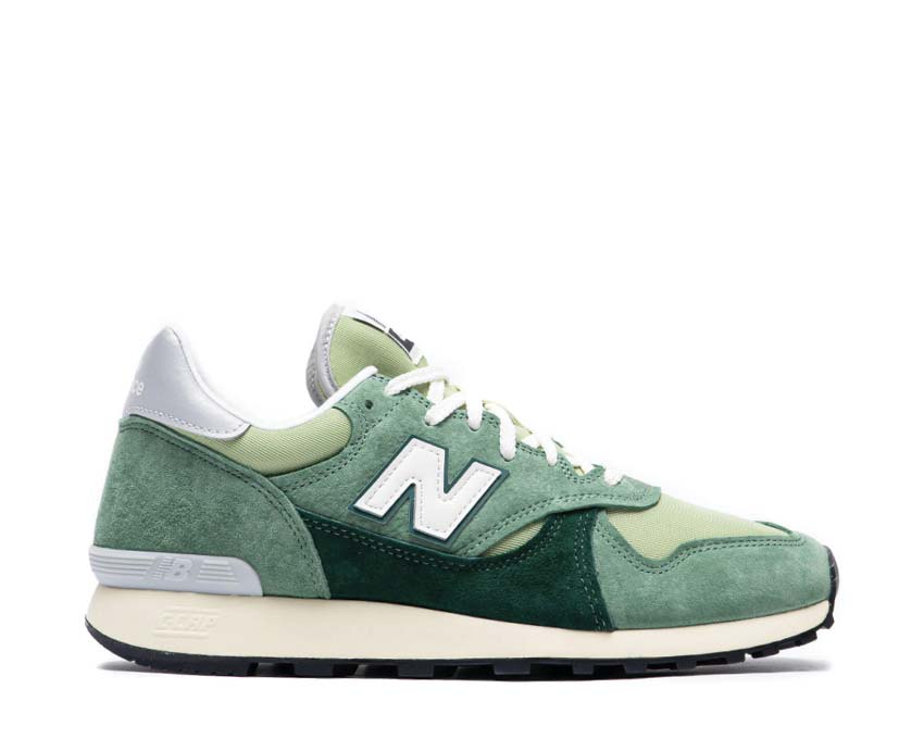 New Balance 475 Everglade Green Mallard Green — sneaker uomo colorway natura