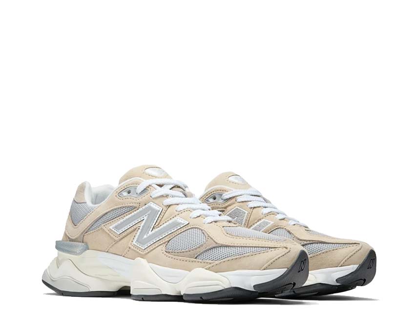 New Balance 9060 Beige vista laterale — sovrapposizioni mesh e scamosciato