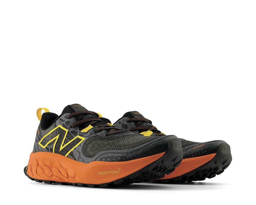 New Balance Fresh Foam X Hierro v8 MTHIERH8 vue latérale — upper renforcé protection