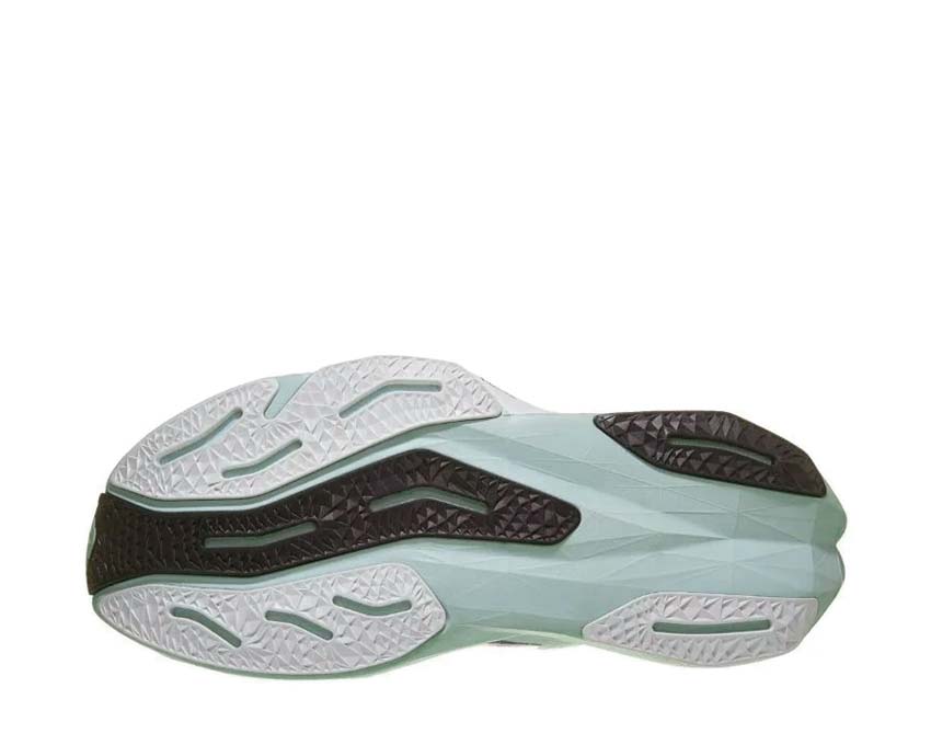New Balance FuelCell Rebel V4 Clay Ash dettaglio — tomaia Engineered Mesh
