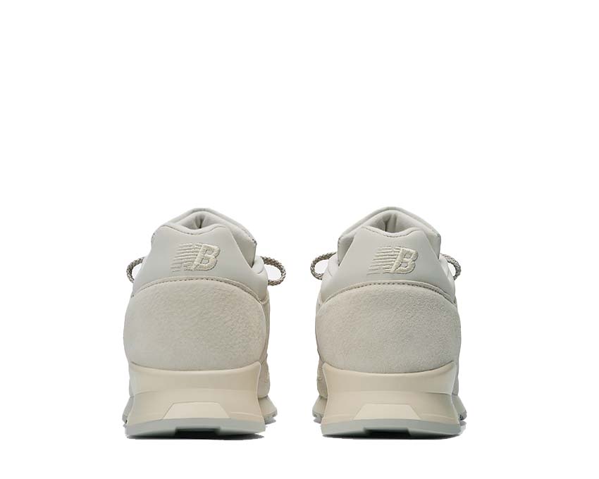 New Balance 1500 Made in UK Silver Birch semelle — Running Strike Technology
