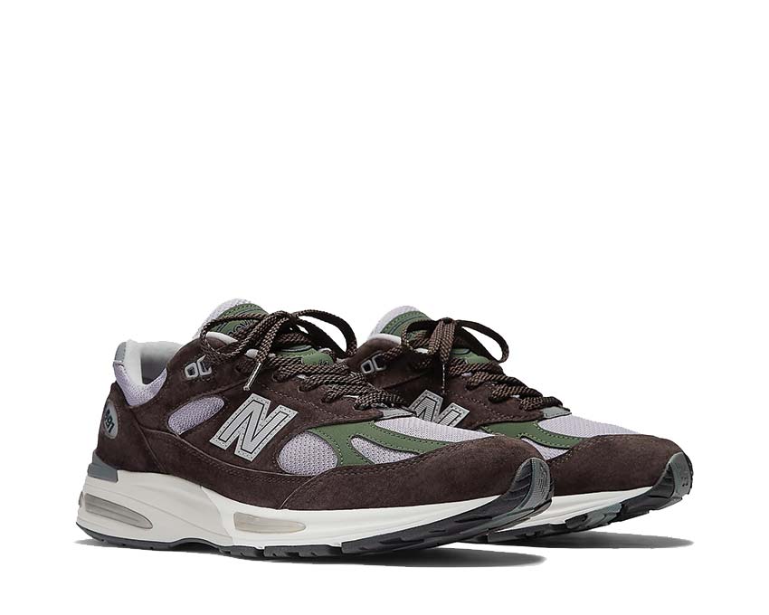 New Balance 991v2 Made in UK Licorice Seitenansicht — mehrschichtiges Wildleder-Obermaterial