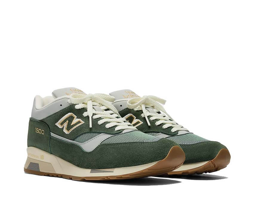 New Balance 1500 Kombu Green vue latérale — tige suède vert profond Made in UK