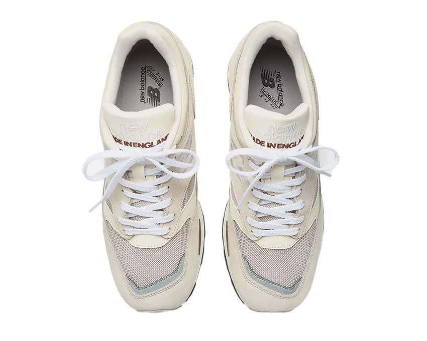 New Balance 1500 Vaporous Grey détail — empiècements multimatières gris nuage