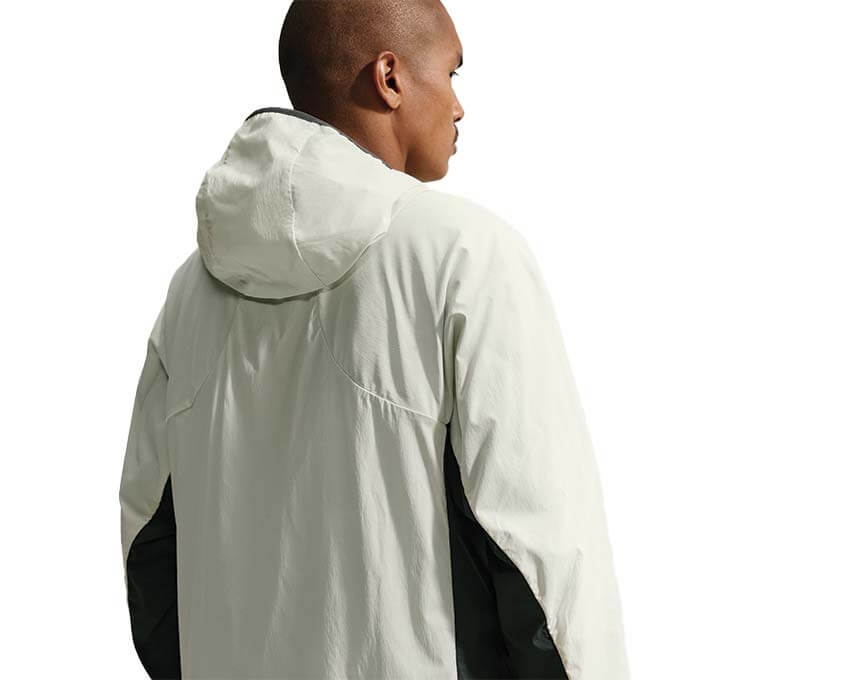 Nike ACG Five Towers Jacket Sea Glass vista posteriore — giacca tecnica outdoor verde uomo