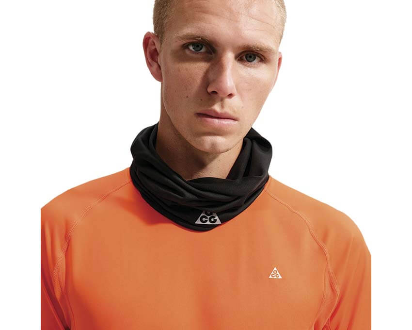 Nike ACG Wildsee Tee Naranja — camiseta hombre outdoor trail