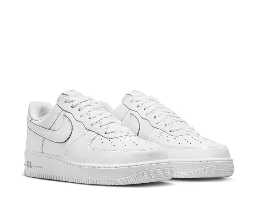 Nike Air Force 1 07 LV8 White Metallic Sohle — weisse Air 1 Sohle