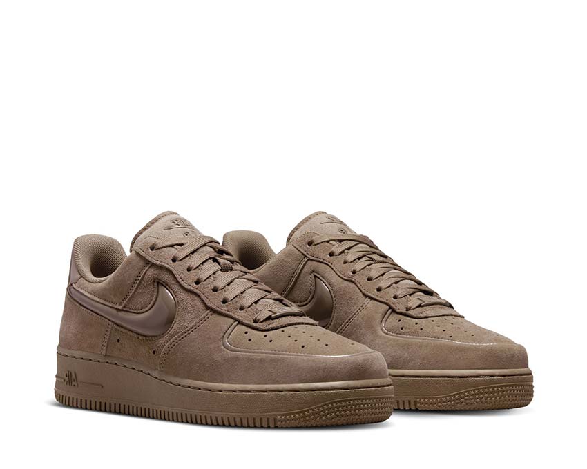 Nike Air Force 1 07 Mink Brown Sohle — weiße Air 1 Sohle