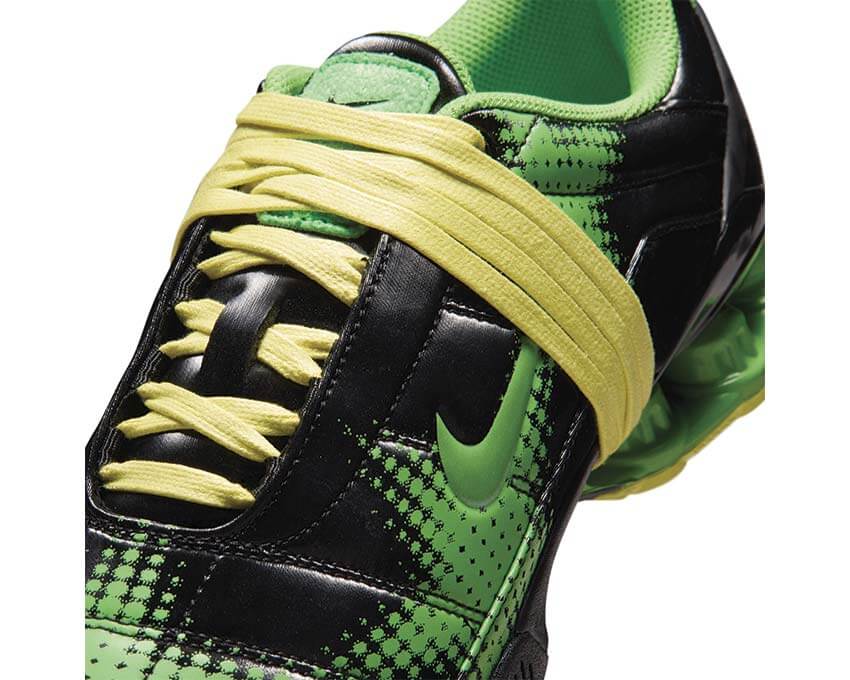 Nike T90 Shox Magia W Spinach Green vue latérale — colonnes Shox vertes