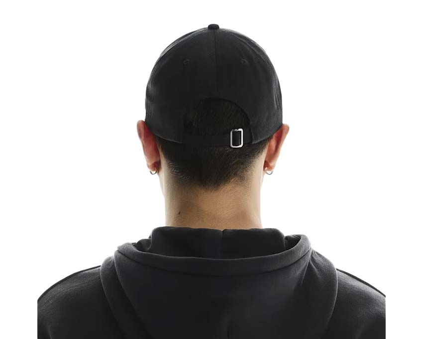 On All Day Cap Black — casquette running 6 panneaux classique logo brodé