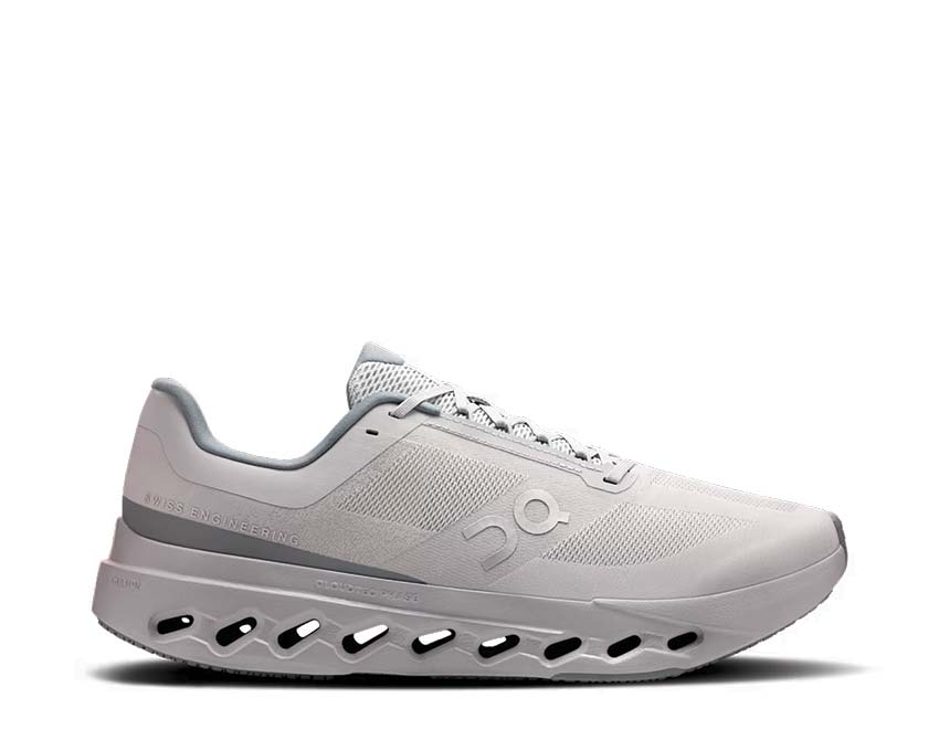 On Cloudsurfer Next Glacier — zapatilla running hombre CloudTec responsive flexible