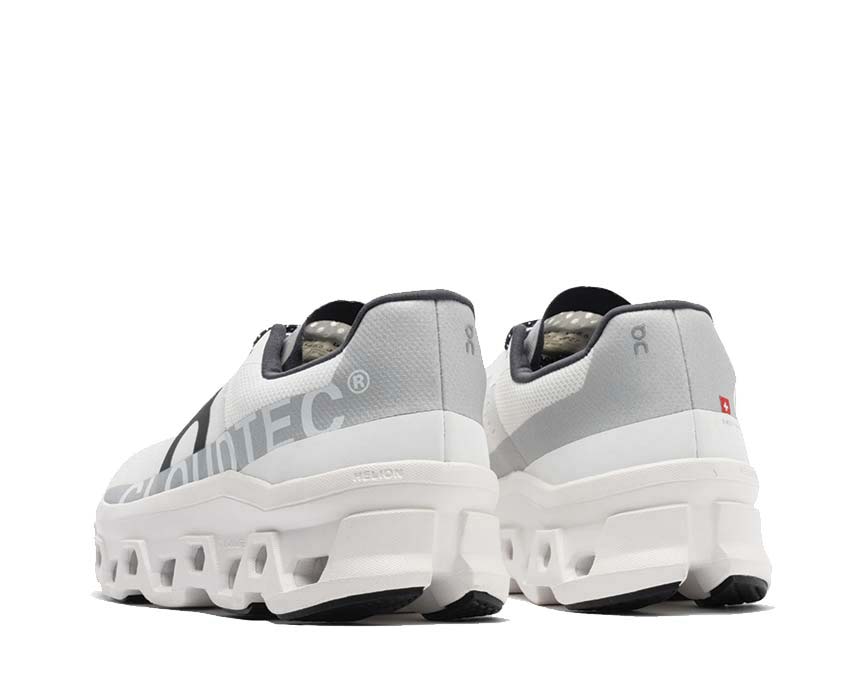 On Cloudmonster All White suola — CloudTec bianco scarpa running uomo