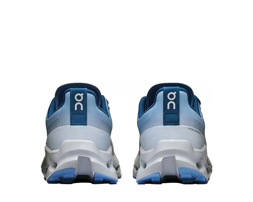 On Cloudsurfer Trail WP Glacier Seitenansicht — wasserdichtes Trail Profil