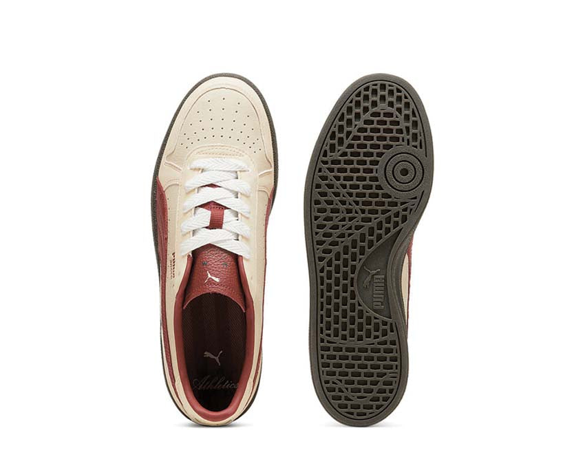 Puma Indoor Players Lane Creamy Vanilla Intense Red semelle — semelle gum intérieure
