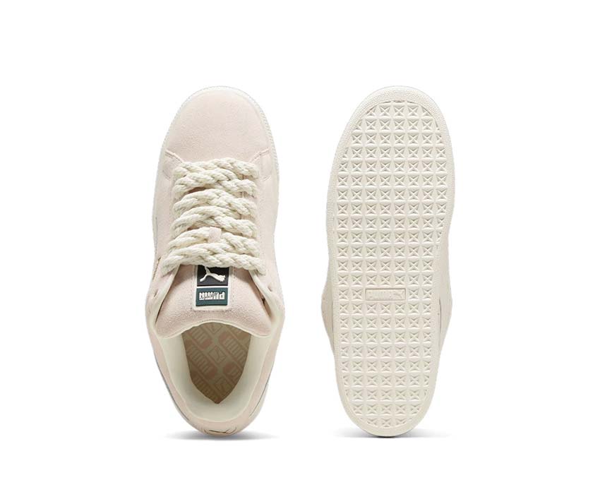 Puma Suede XL Warm White Island Pink dettaglio — logo Puma scamosciato