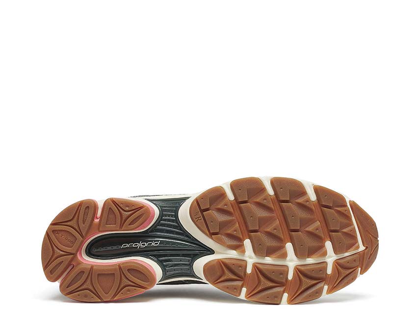 Saucony Progrid Triumph 4 Tan Royal détail — matière premium