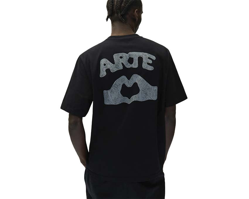 Arte Diels Stitch T-shirt detalle — costuras decorativas algodón