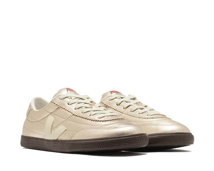 Veja Panenka Eagle vue latérale — cuir eagle Panenka naturel