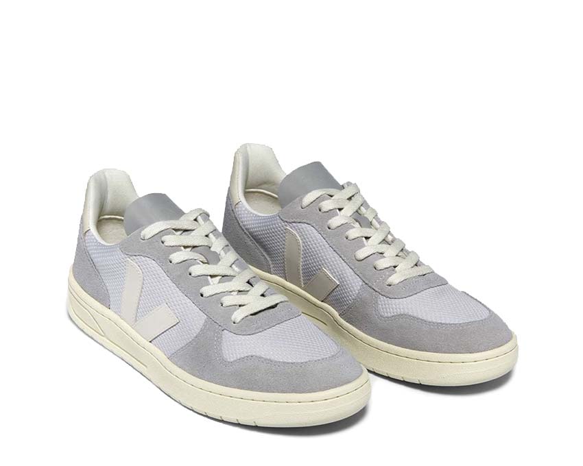 Veja V-10 Alveomesh Light Grey Pierre vue latérale — mesh gris pierre respirant