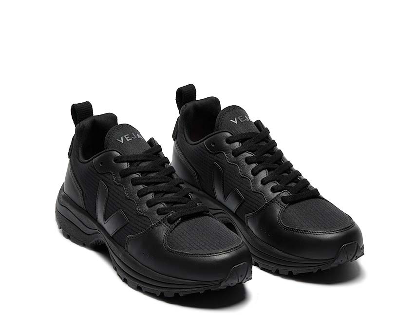 Veja Venturi ll Ripstop Full Black vue latérale — ripstop monochrome