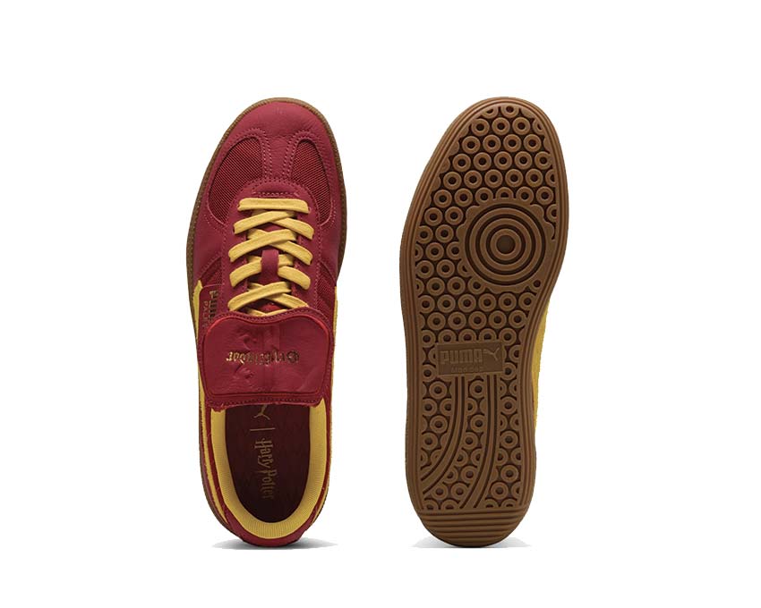 Puma Palermo x Harry Potter Dark Crimson dettaglio — logo Harry Potter