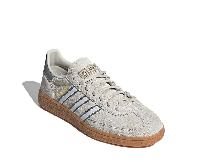 Adidas Handball Spezial Grey Three Seitenansicht — ikonische Spezial-Silhouette