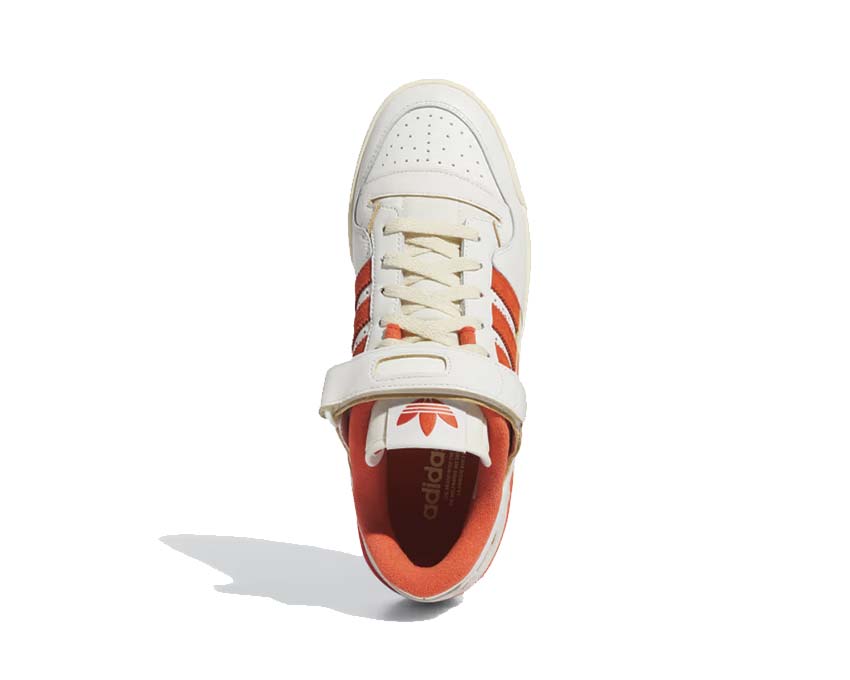 Adidas Forum 84 Low Ivory Yellow détail — cuir premium et sangle réglable
