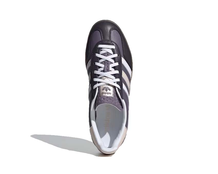 Adidas Gazelle Indoor W Shadow Violet détail — Three Stripes Cloud White brodés