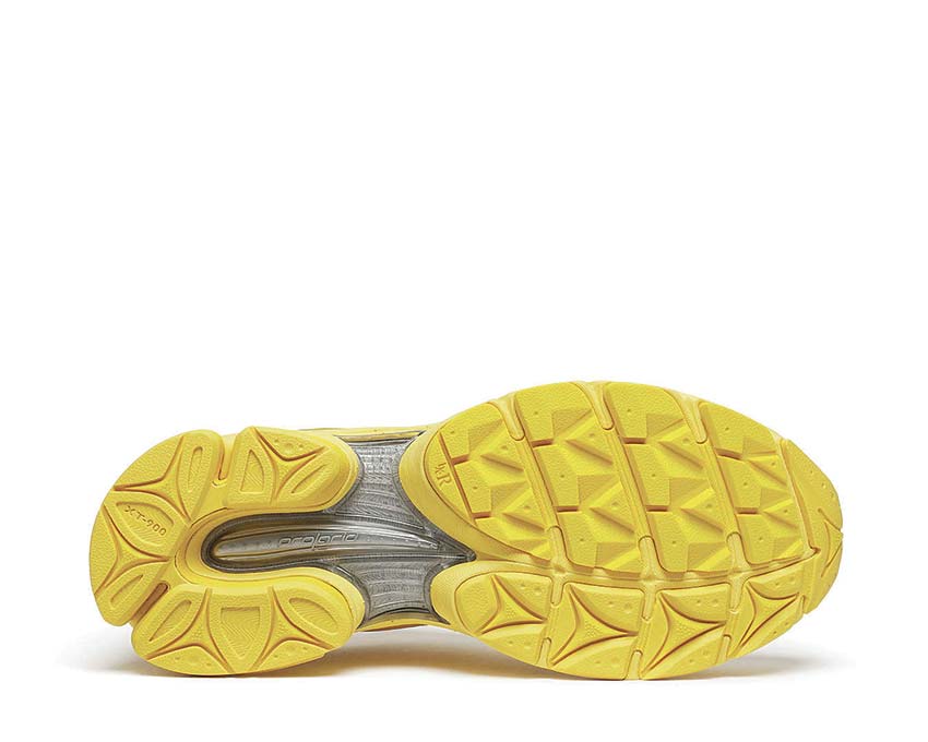 Saucony Progrid Triumph 4 Goldfinch dettaglio — materiale premium