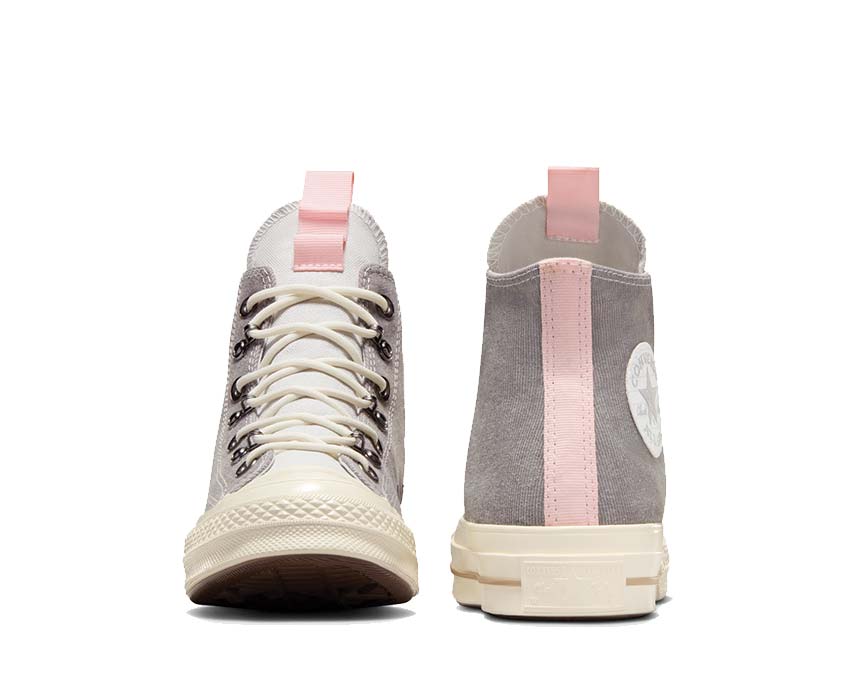 Converse Chuck 70 Hi Origin Story/Donu vista laterale — tomaia alta canvas ricamato