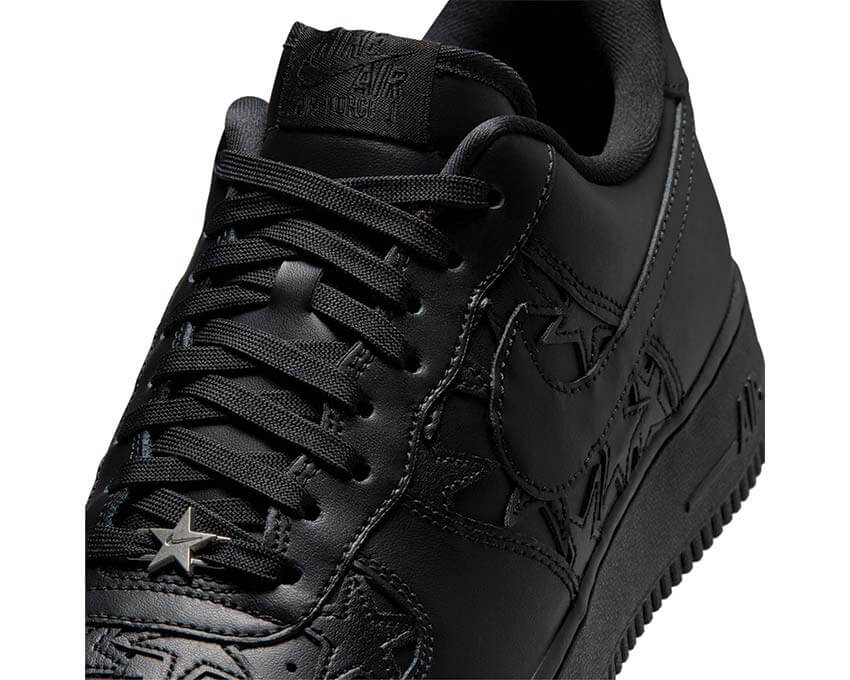 Nike Force 1 '07 Edge noir — sneakers cuir étoiles all-black homme