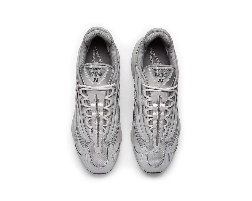 New Balance 1000 Silver Metallic Raincloud détail — logo N brodé argent