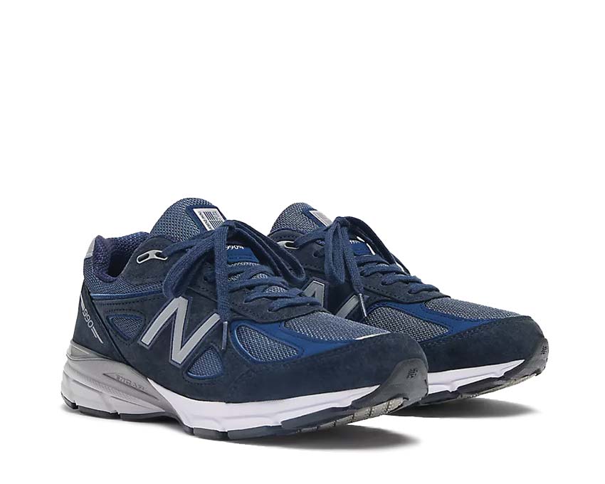 New Balance 990v4 Made in USA Navy vue latérale — tige mesh et suède
