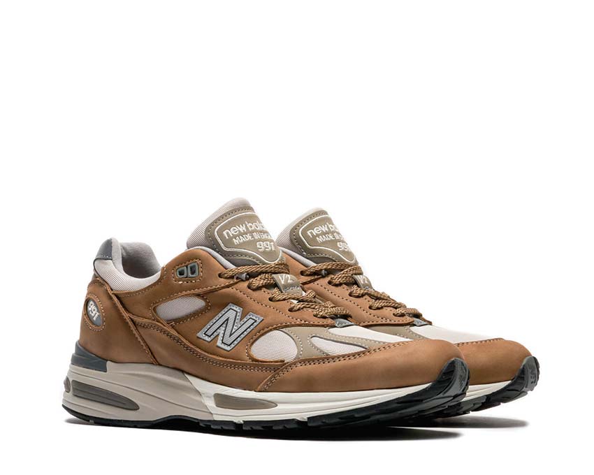 New Balance 991 V2 Made in UK Coco Mocca vista lateral — construcción Made in England