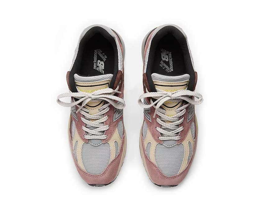 New Balance 991v2 UK Rosewood Detail — Wildleder N-Logo warme Rosewood-Töne