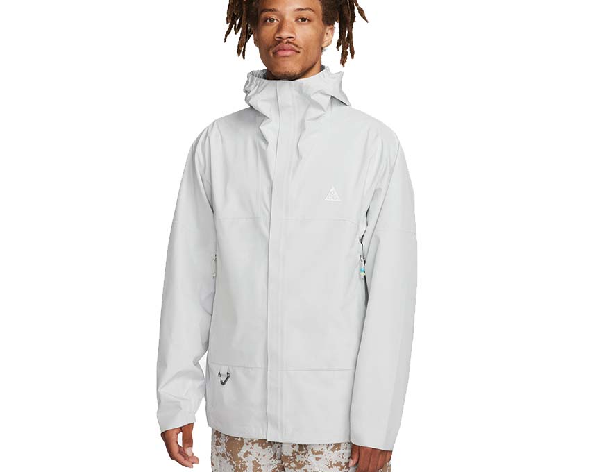 Nike ACG Storm-Fit Cascade Rains Photon Dust — chaqueta unisex impermeable