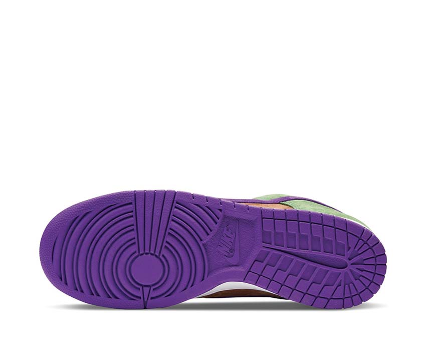 Nike Dunk Low SP Veneer — vista trasera acabado artesanal