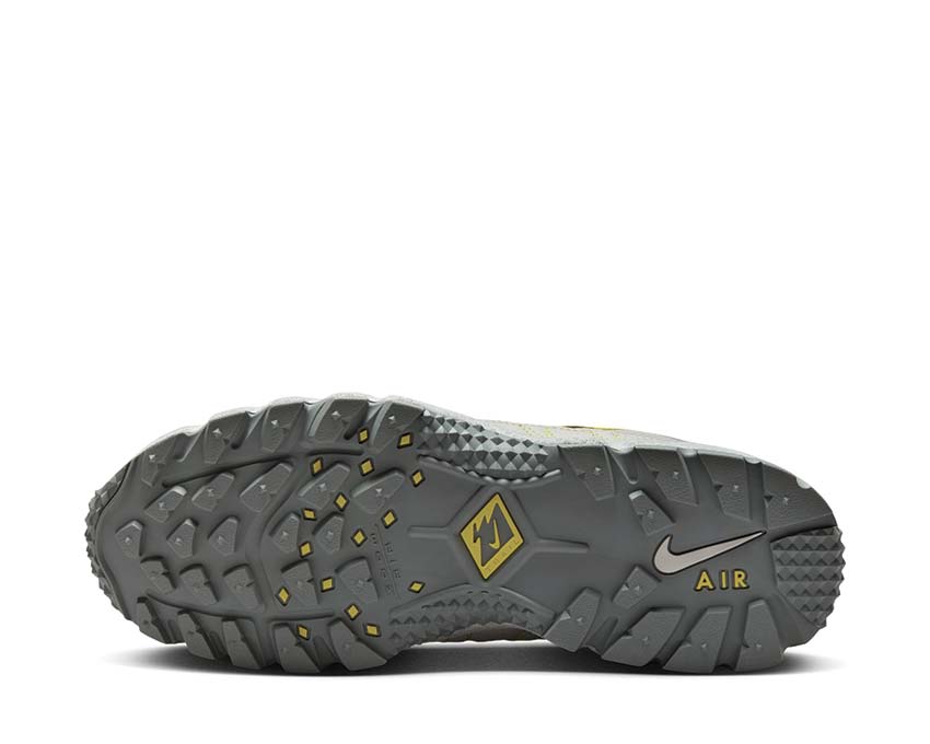 Nike Air Humara Light Bone — vue avant Smoke Grey