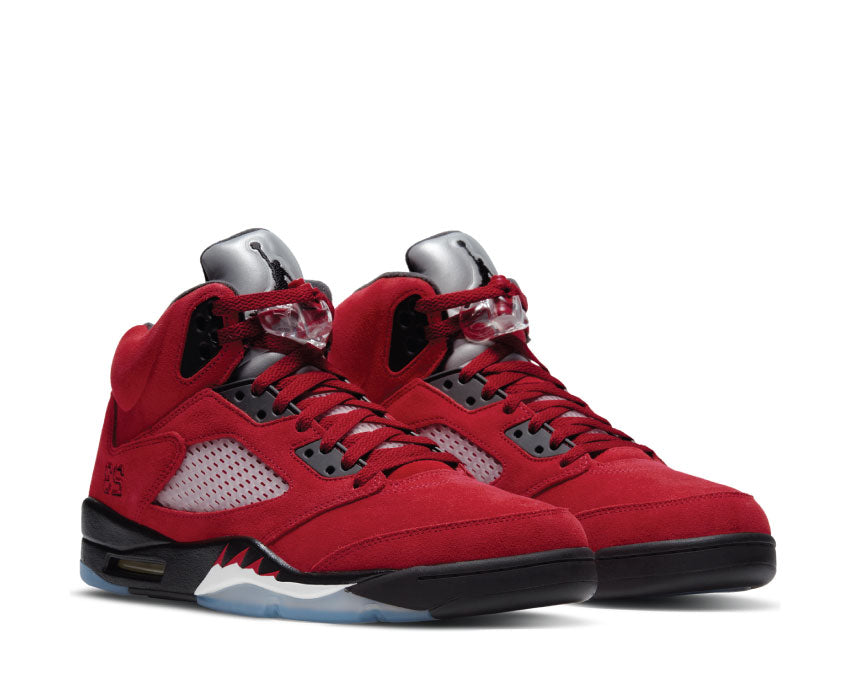 Jordan Air Jordan 5 Retro Varsity Red Seitenansicht — Mesh und Wildleder