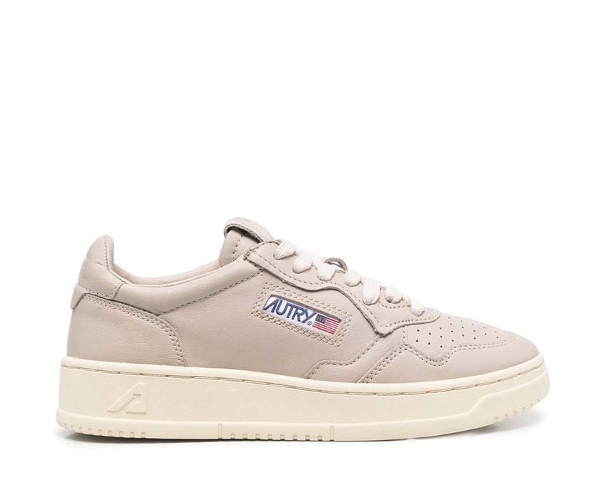 Autry Medalist Low Goat Grey — zapatilla mujer de cuero granulado elegante