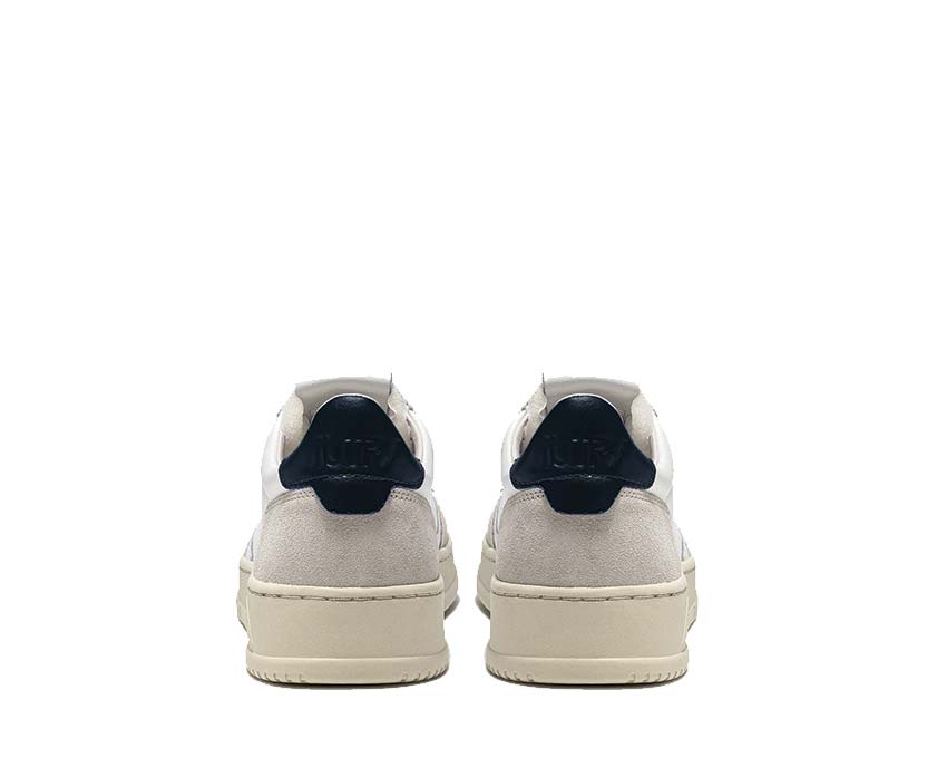 Autry Medalist Low Suede White/Blue Sohle — leichte gezahnte Sohle