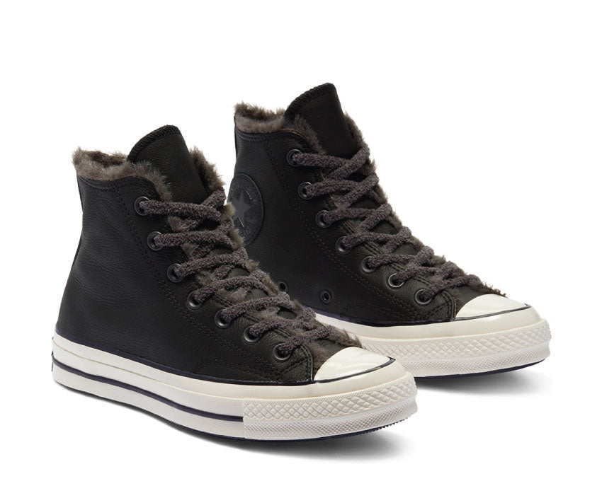 Converse Chuck 70 Hi Black vue latérale — toile épaisse et semelle plateau