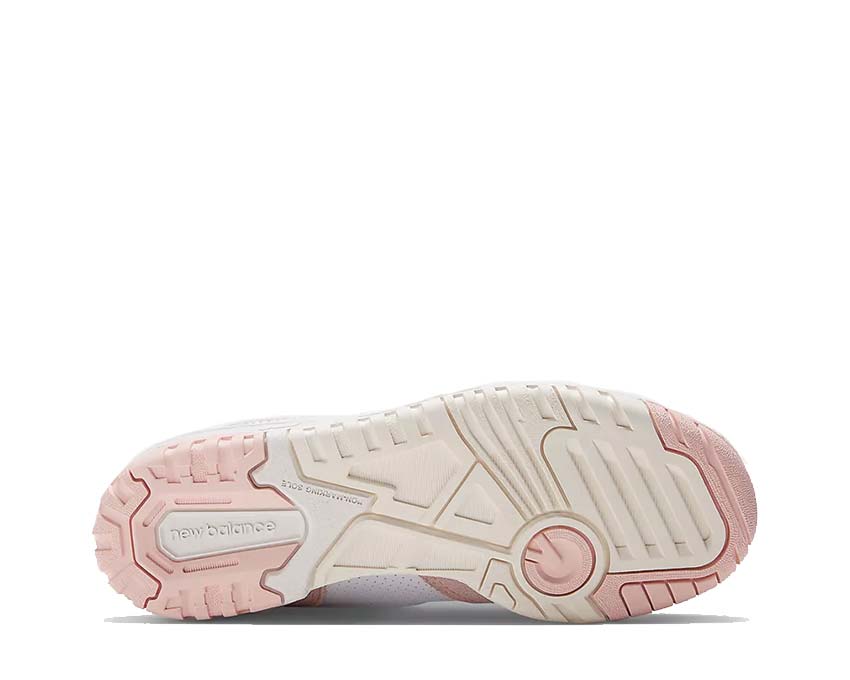 New Balance 550 W Blanc/Rose — vue arrière talon et logo brodé