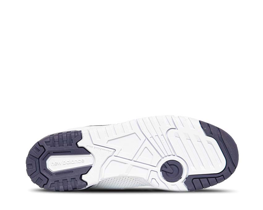 New Balance 550 W White/Navy detalle — cuero premium paneles navy